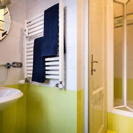 Via Crispi 12 Apartment