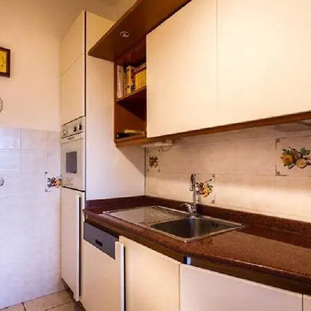 Apartment Via Crispi 12 *